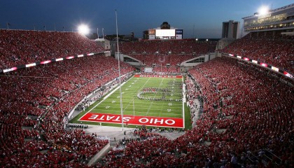 九游娱乐网站-_岛屿赛事：海上、沙滩双重挑战_，有沙滩的岛屿