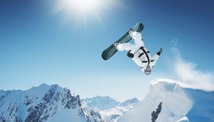 九游游戏在线玩-球迷投票：本季最惊艳的刷篮瞬间，球员投票